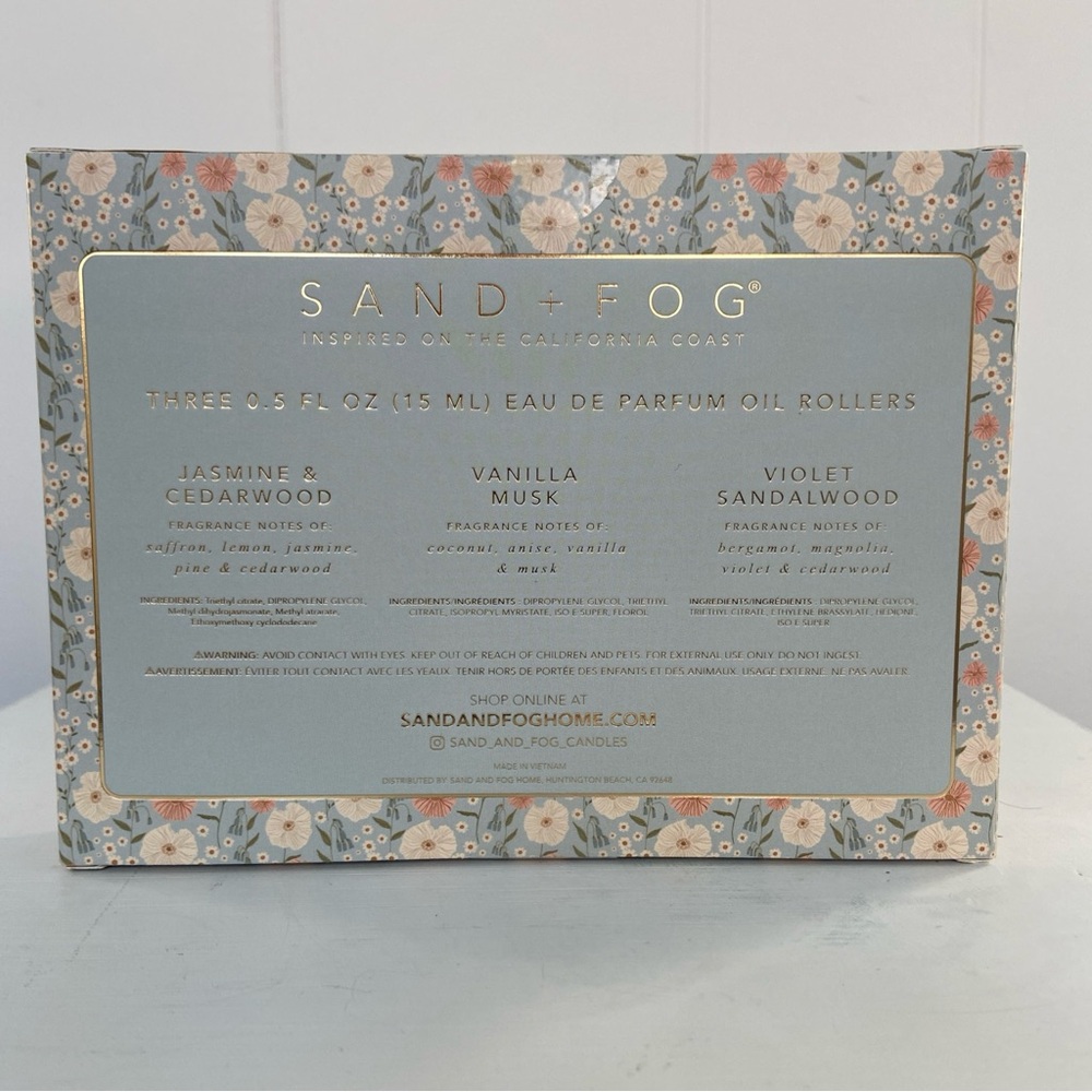 SAND + FOG Eau De Parfum Oil Discovery Set. NEW IN BOX - Picture 2 of 2